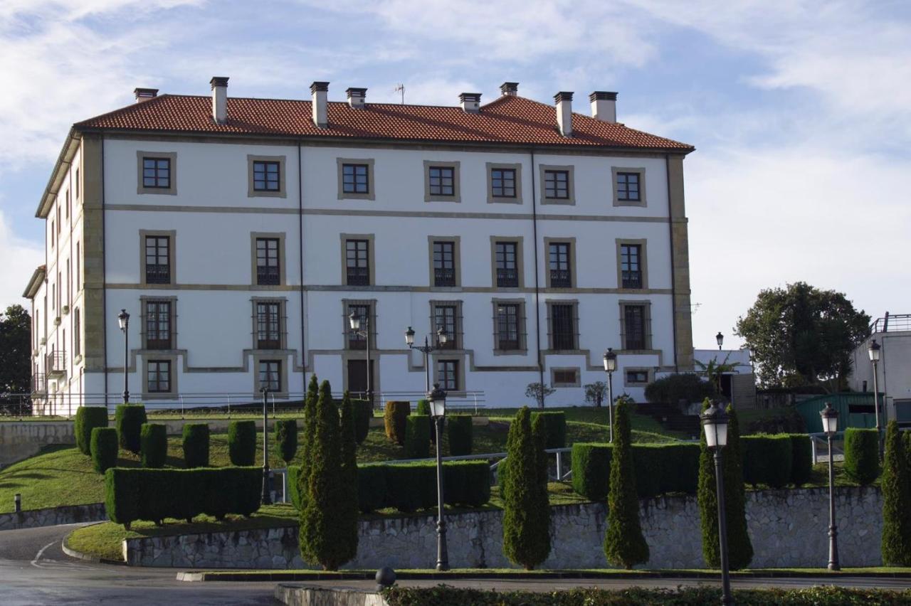 Cueto Apartment